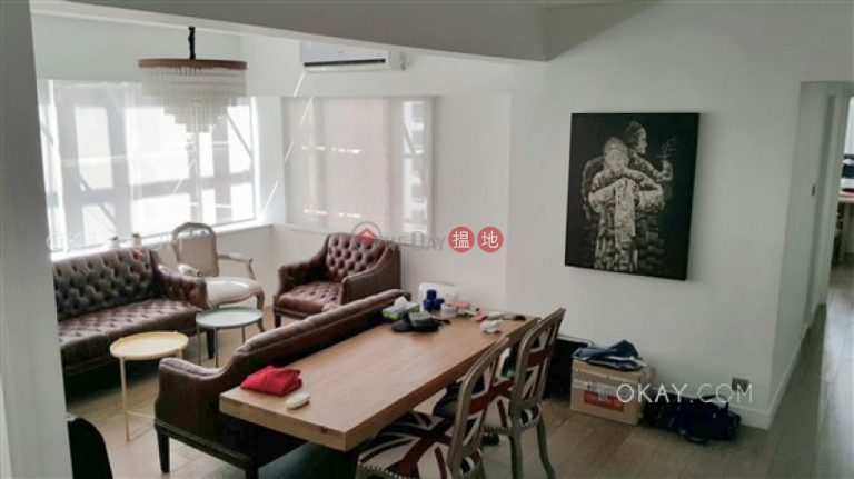 Popular 3 bedroom in Wan Chai | For Sale