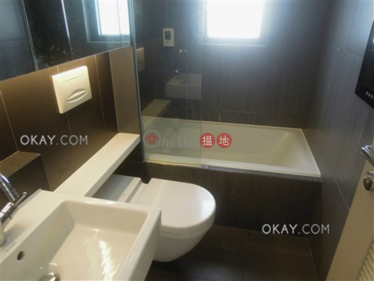 Elegant 2 bedroom in Wan Chai | For Sale