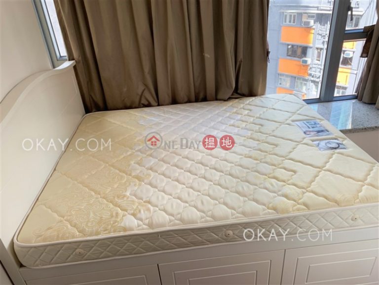 Cozy 2 bedroom with balcony | For Sale