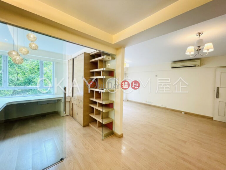 Efficient 2 bedroom with balcony & parking | Rental