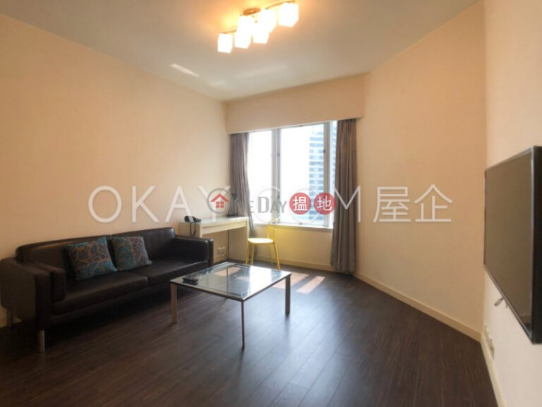 Stylish 1 bedroom on high floor with harbour views | Rental