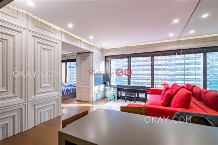 Stylish 1 bedroom on high floor with parking | Rental