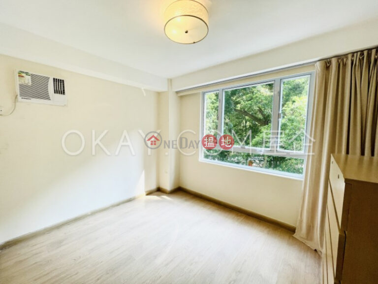 Efficient 2 bedroom with balcony & parking | Rental