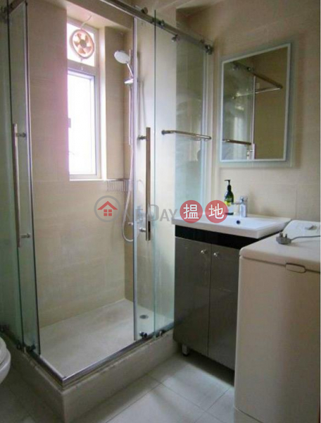  Flat for Rent in Wai Man House, Wan Chai