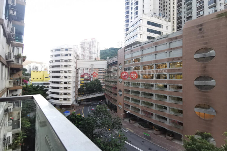 出售鳳凰閣三房兩廳單位