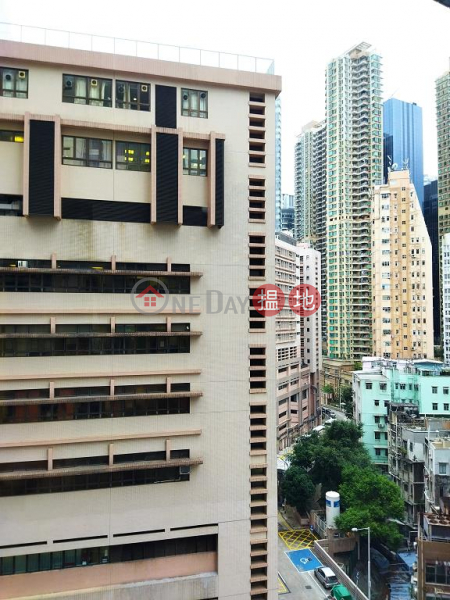  Flat for Rent in L' Wanchai, Wan Chai