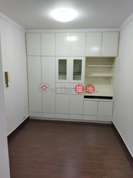  Flat for Rent in Li Chit Garden, Wan Chai