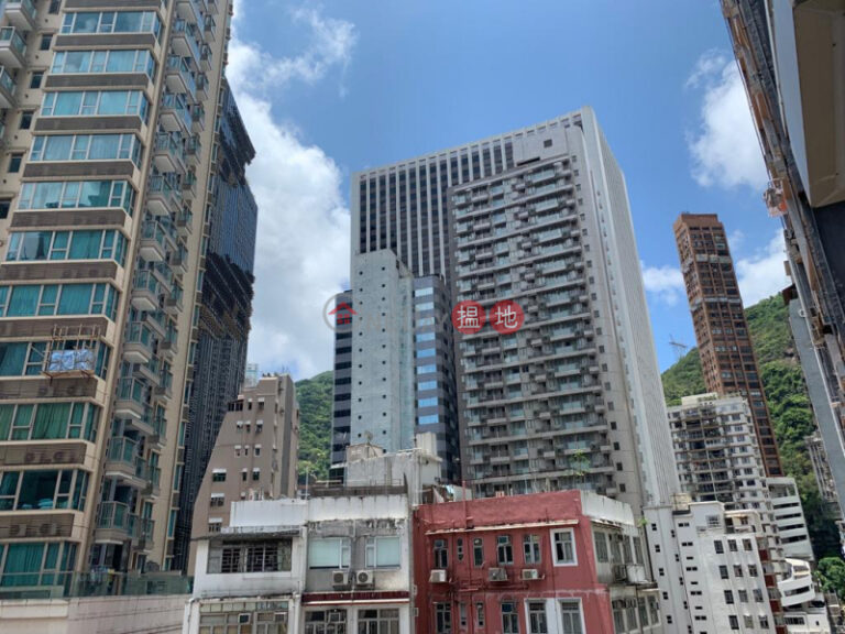  Flat for Sale in The Avenue Tower 1, Wan Chai
