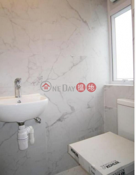  Flat for Rent in MoonStar Court, Wan Chai