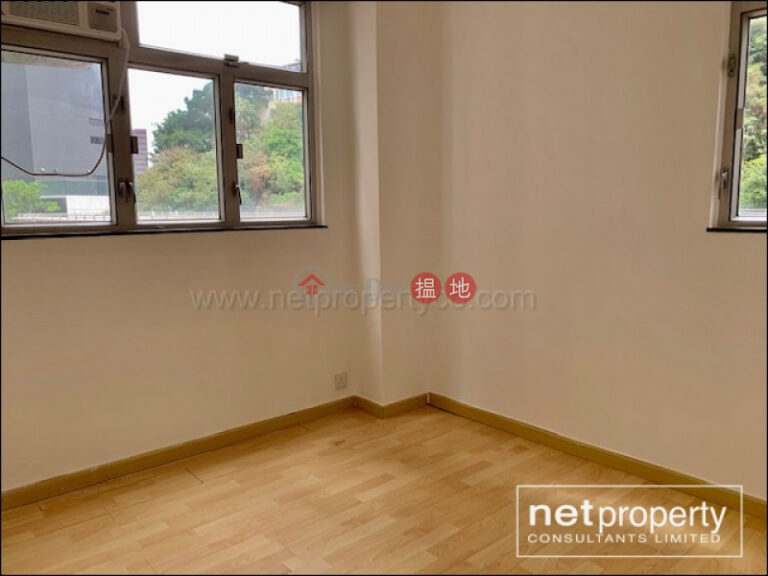2 bedroom Apartment with Roof
