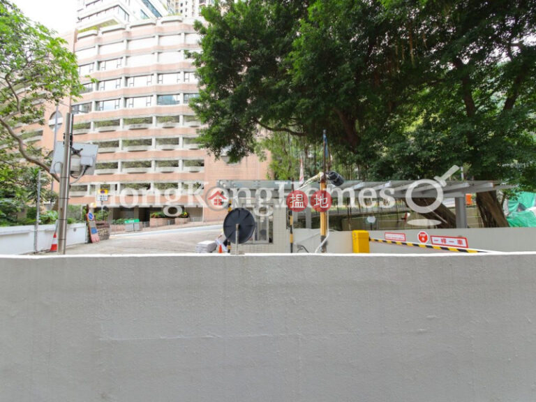 鳳凰閣 3座三房兩廳單位出售