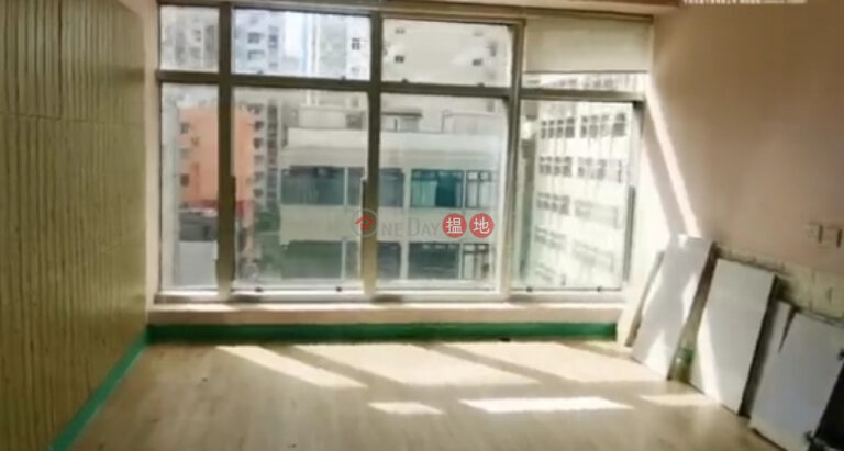電話: 98755238