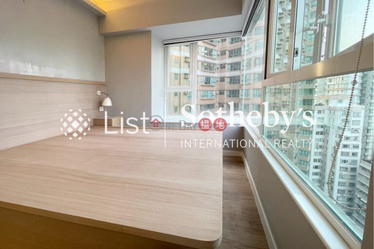 Property for Sale at Royal Court with 2 Bedrooms