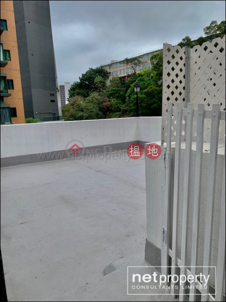 2 bedroom Apartment with Roof