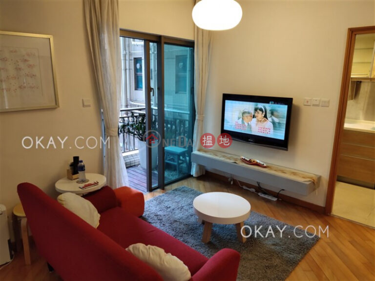 Practical 1 bedroom with terrace & balcony | Rental