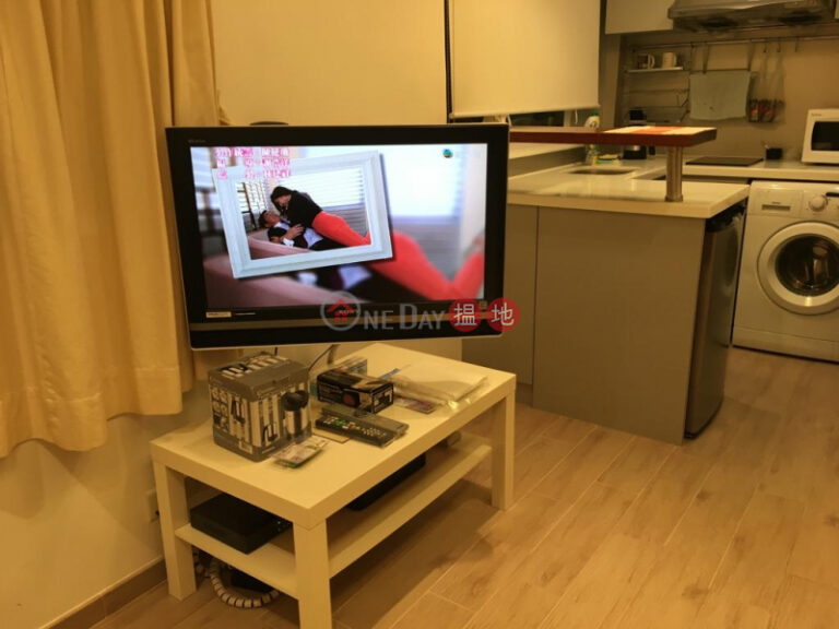  Flat for Rent in Wealth Mansion, Wan Chai
