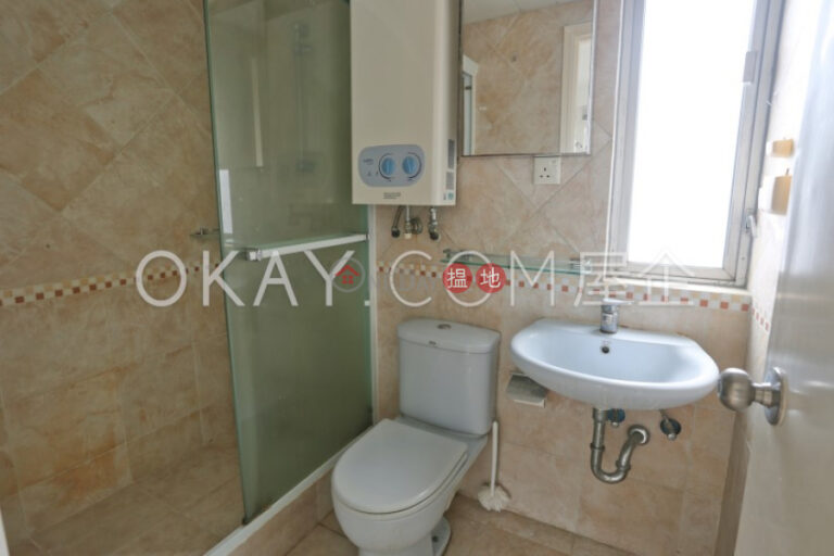 Intimate 1 bedroom on high floor | For Sale