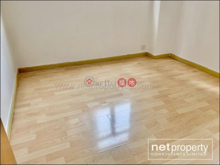 2 bedroom Apartment with Roof