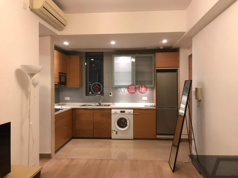  Flat for Rent in York Place, Wan Chai