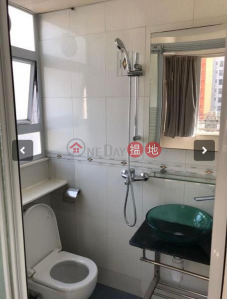 Flat for Rent in Cheong Ip Building, Wan Chai