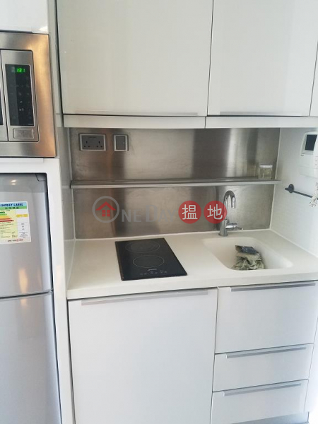  Flat for Sale in J Residence, Wan Chai