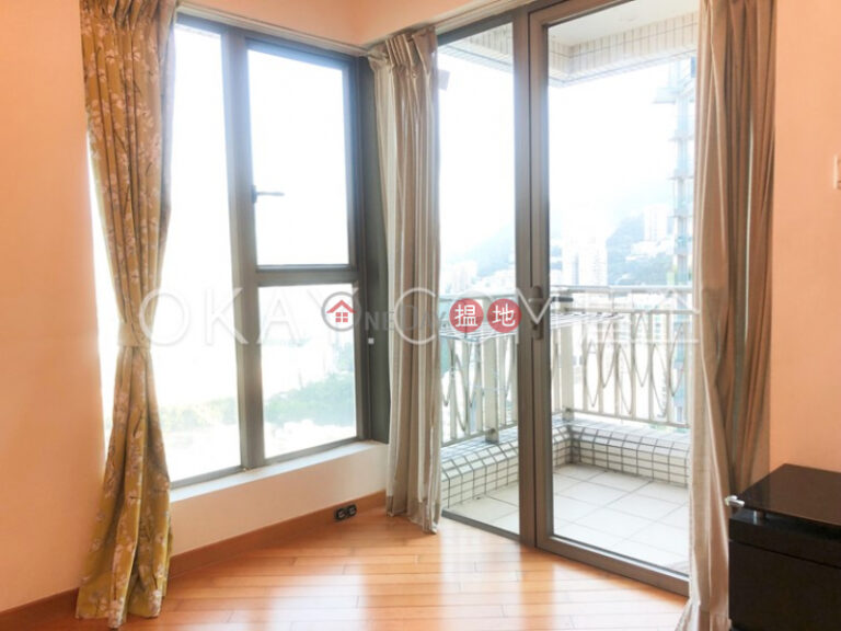 Tasteful 3 bedroom on high floor with balcony | Rental