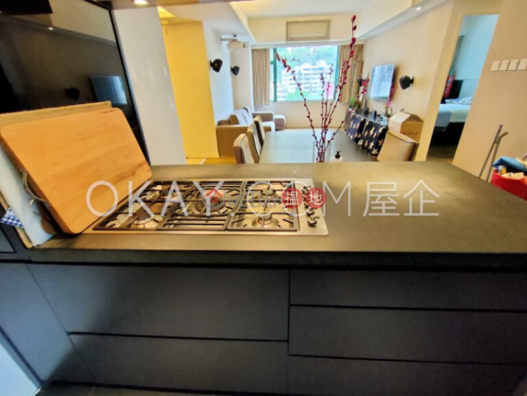 2房2廁《愉景樓出售單位》