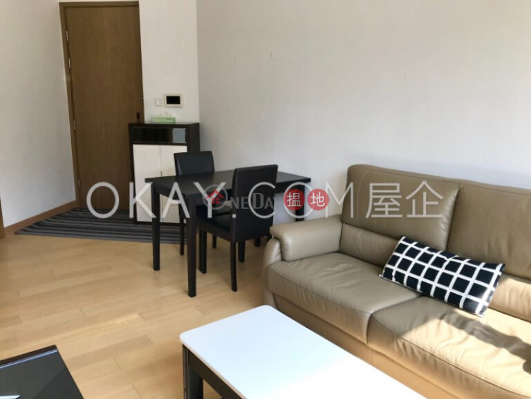 Stylish 1 bedroom on high floor with balcony | For Sale