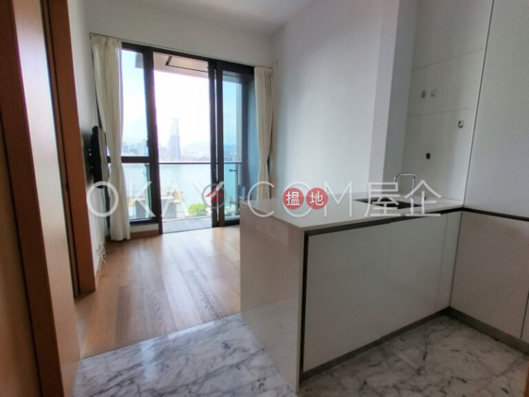 Rare 1 bedroom with harbour views & balcony | For Sale