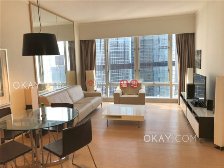 Gorgeous 1 bedroom on high floor with sea views | For Sale