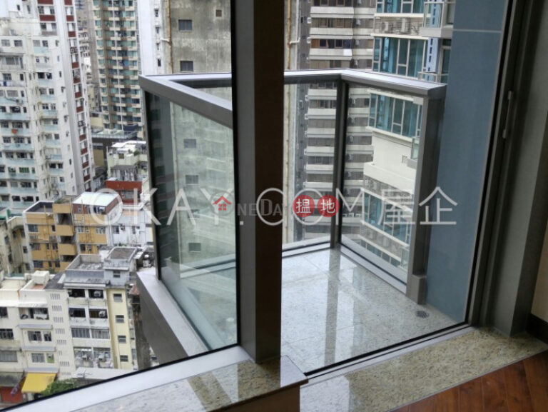 Lovely 1 bedroom with balcony | For Sale