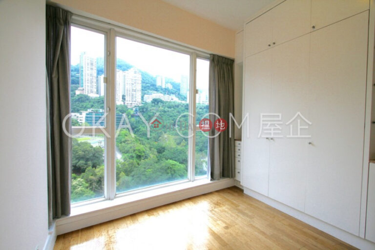 Unique 2 bedroom on high floor | For Sale