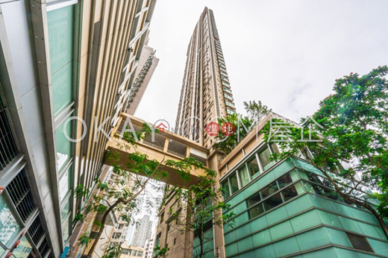 Unique 3 bedroom on high floor with balcony | For Sale