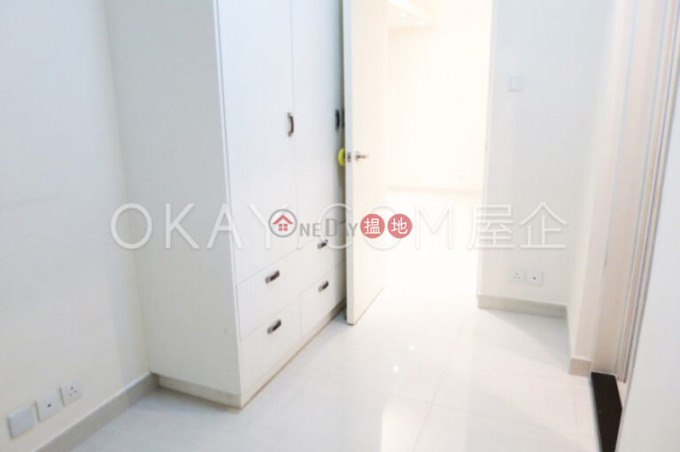 Charming 3 bedroom on high floor | For Sale