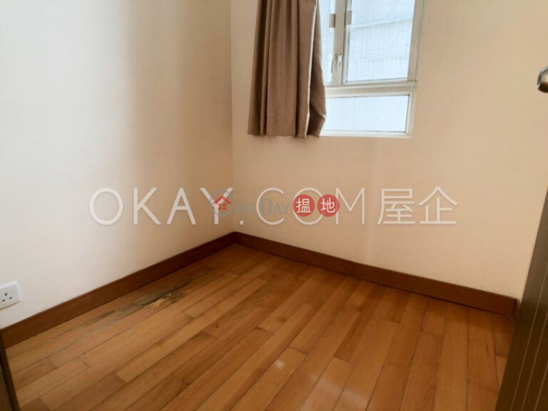 Luxurious 3 bedroom in Wan Chai | For Sale