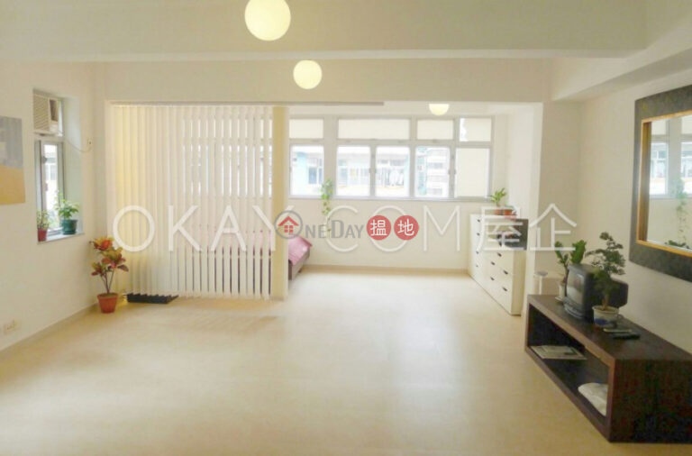 Lovely studio on high floor | For Sale