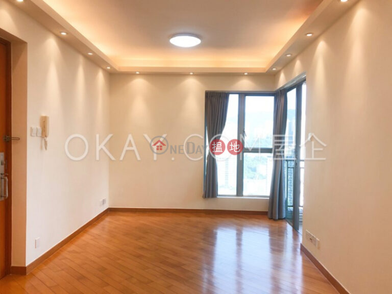 Unique 3 bedroom on high floor with balcony | For Sale