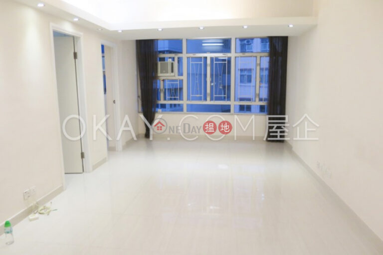 Charming 3 bedroom on high floor | For Sale