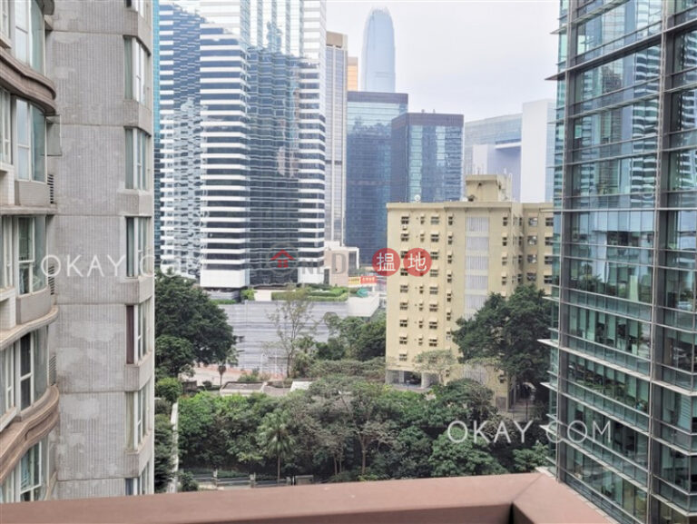 Lovely with balcony in Wan Chai | For Sale