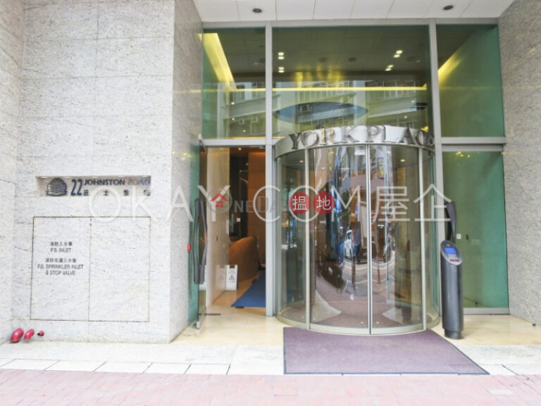 3房2廁,極高層,星級會所,連租約發售《York Place出售單位》