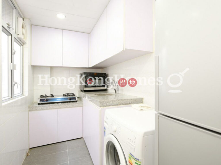 2 Bedroom Unit for Rent at Tak Wah Mansion