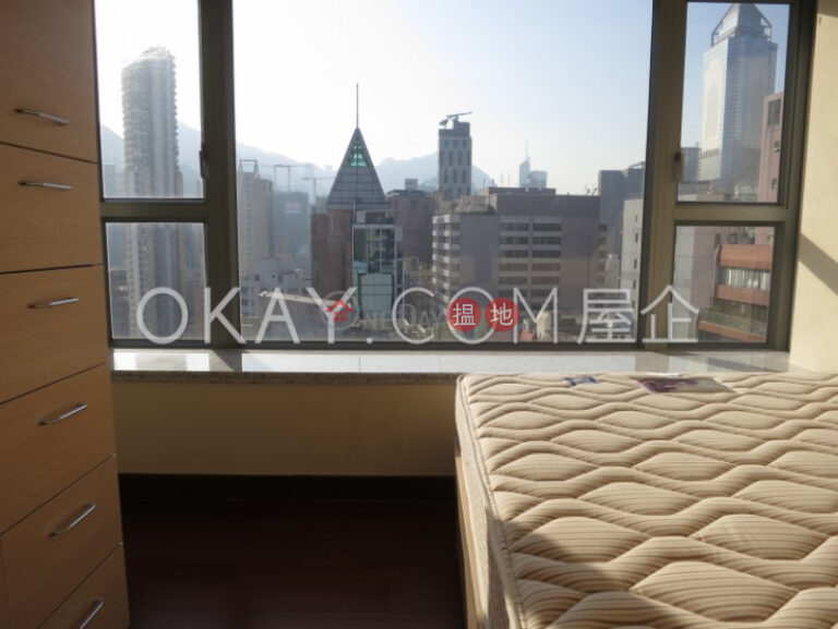 Stylish 2 bedroom on high floor | For Sale