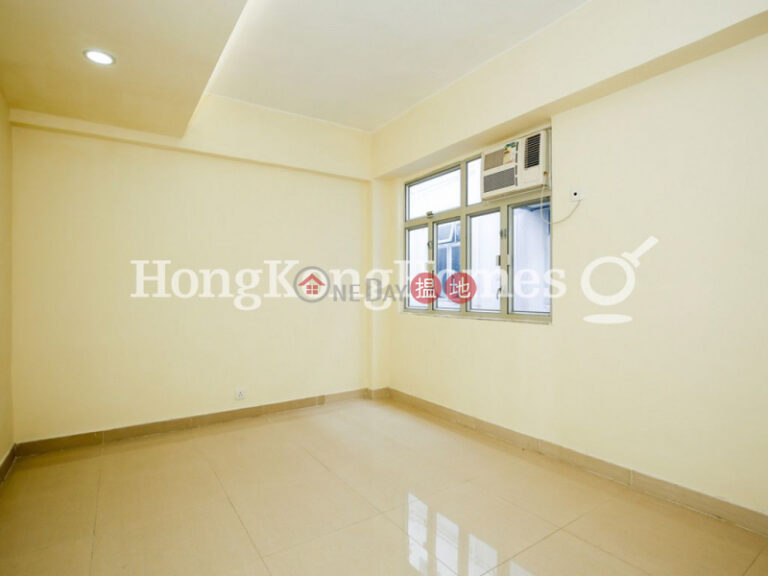 2 Bedroom Unit for Rent at Tak Wah Mansion