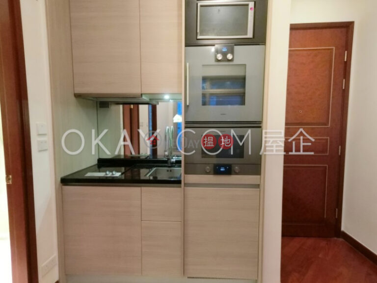 Gorgeous 1 bedroom with balcony | For Sale