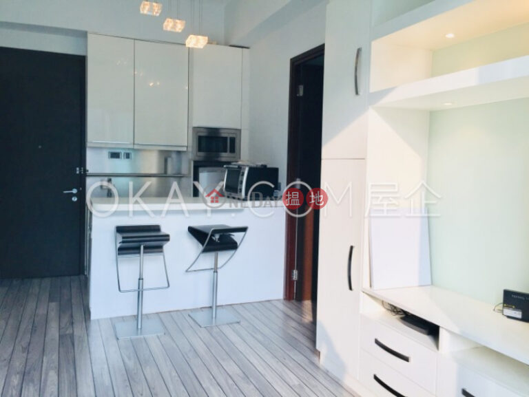 Tasteful 1 bedroom on high floor with balcony | For Sale