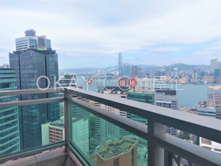 Gorgeous 3 bedroom on high floor with balcony | For Sale