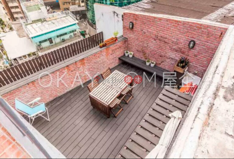 Intimate 1 bedroom on high floor with rooftop & terrace | For Sale