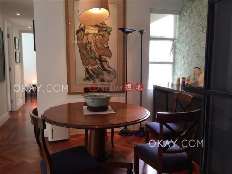 Elegant 3 bedroom in Wan Chai | For Sale