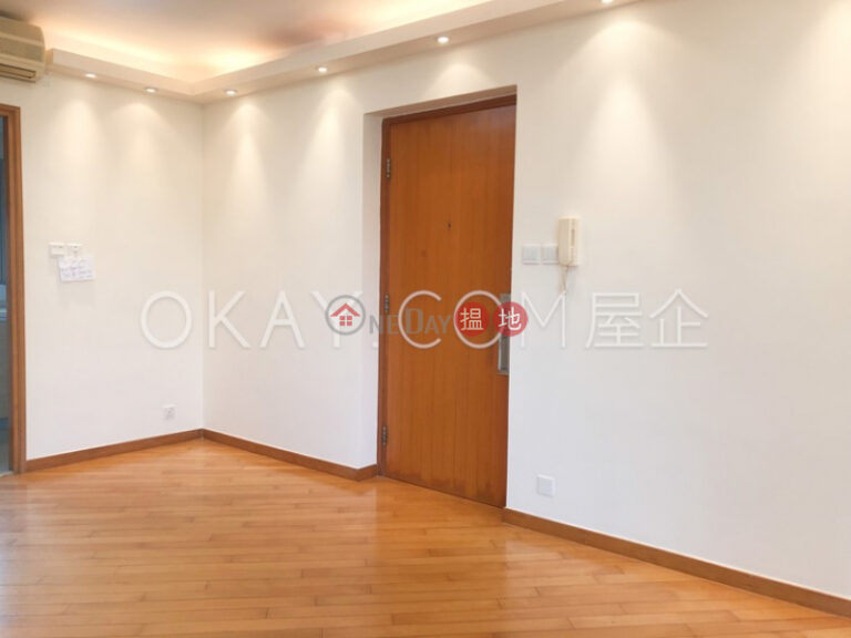 Unique 3 bedroom on high floor with balcony | For Sale