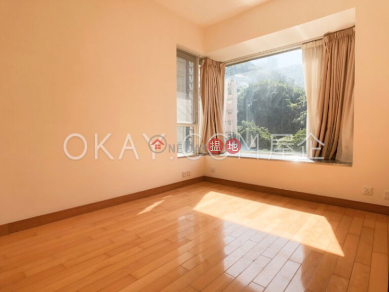 Luxurious 3 bedroom in Wan Chai | For Sale